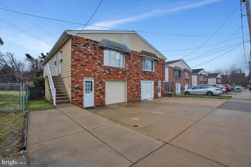 8937 Ashton Rd, Philadelphia, PA 19136 - photo 1