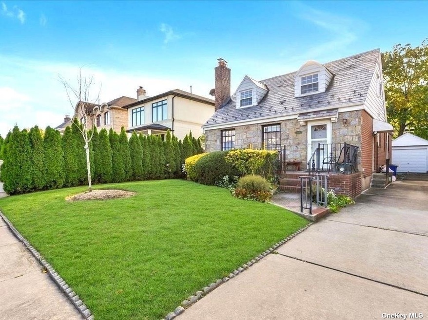 73-40 184th St, Fresh Meadows, NY 11366 - photo 1