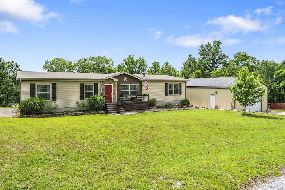 370 Jacobs Ridge Rd, Reeds Spring, MO 65737 - photo 1