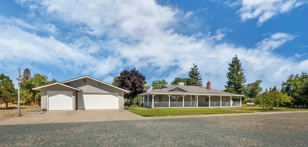 13859 N Neeley Rd, Lodi, CA 95242 - photo 1