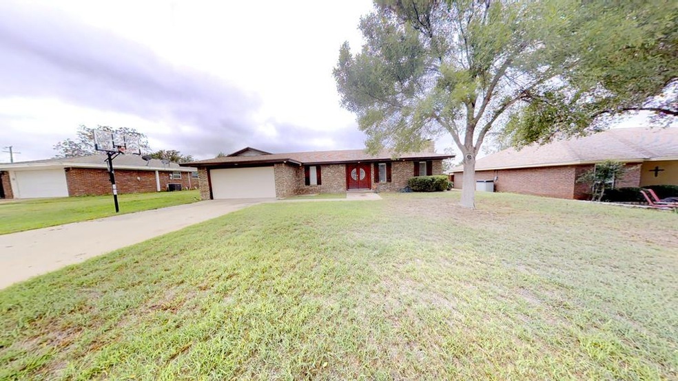 2610 Ann Dr, Big Spring, TX 79720 - photo 1