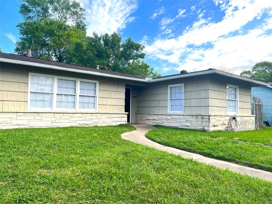 7551 El Rancho St, Houston, TX 77087 - photo 1