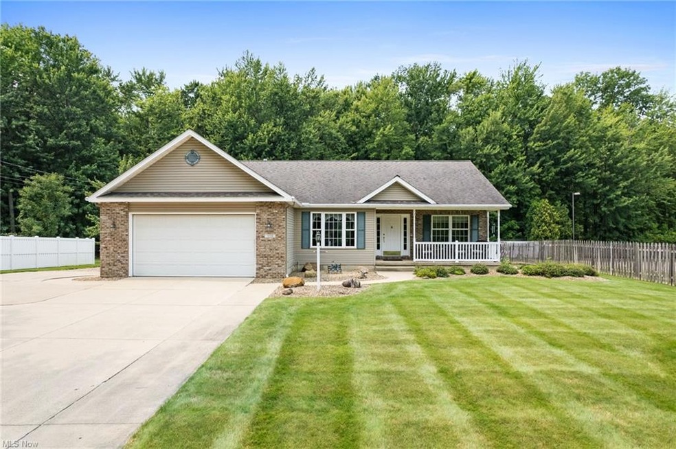 550 Abbe Rd, Sheffield Lake, OH 44054 - photo 1