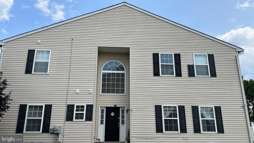 60 Stone Hill Dr, Pottstown, PA 19464 - photo 1