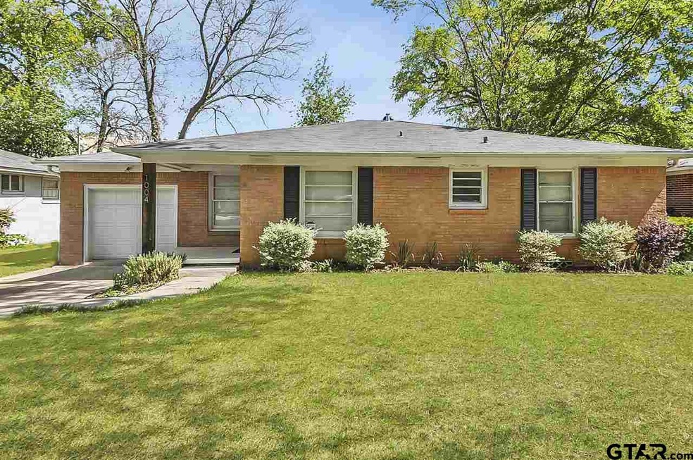 1004 1004 Guinn, Tyler, TX 75701 - photo 1