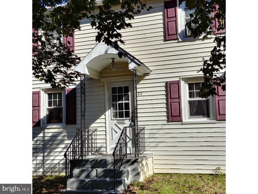 311 W 8th St, Lansdale, PA 19446 - photo 1