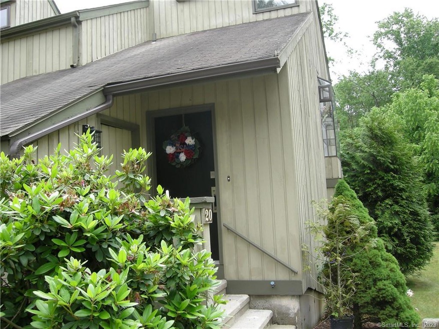 380 Old Waterbury Rd unit 20, Southbury, CT 06488 - photo 1