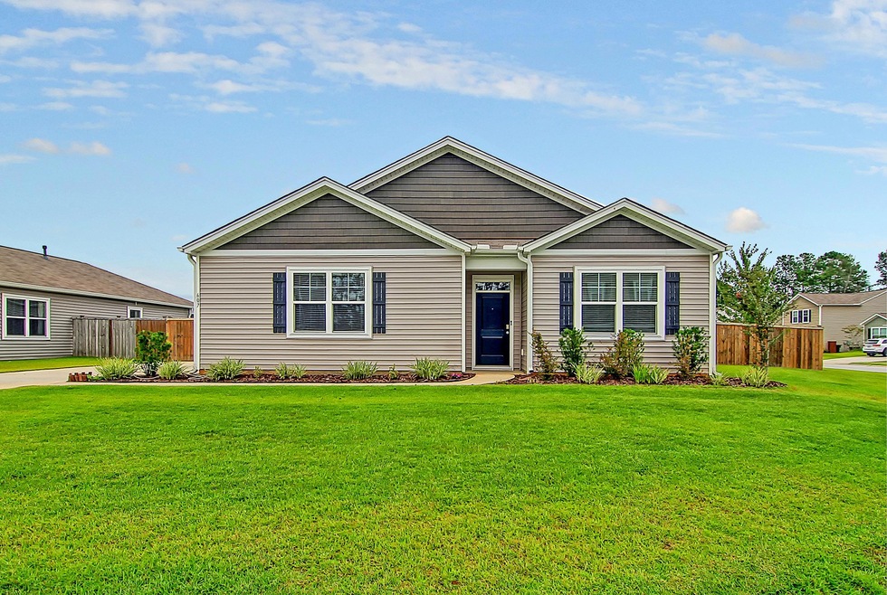 CREM_607 Wayton Circle_002