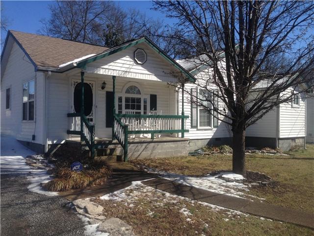 1303 Walker St, Shelbyville, TN 37160 - photo 1