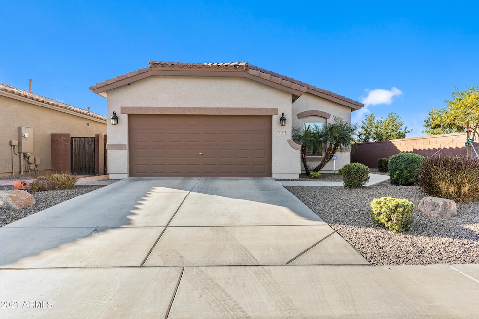 1567 W Apricot Ave, San Tan Valley, AZ 85140 - photo 1