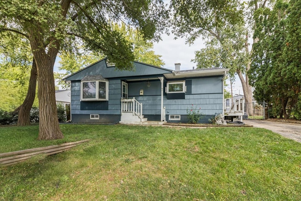 For Sale $250,000 • Co-Listing Agent