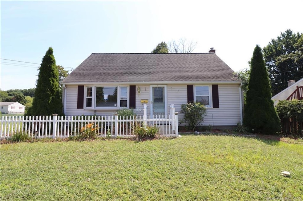 9 Standish St, Enfield, CT 06082 - photo 1