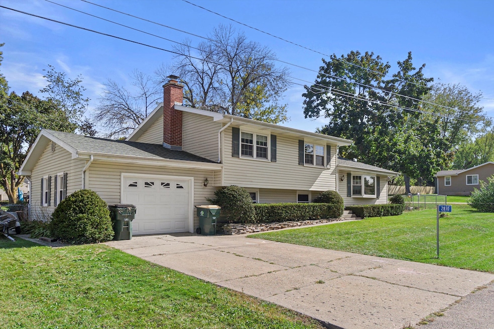 2810 Elizabeth Ln, Twin Lakes, WI