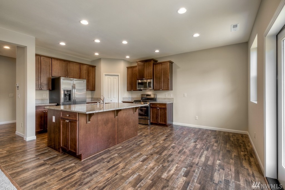 914 O'Farrell Ln NW unit 63, Orting, WA 98360 - photo 1