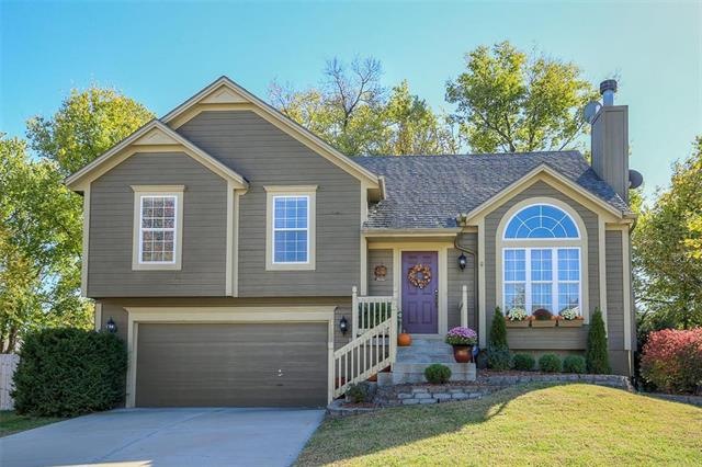 20451 W 220th St, Spring Hill, KS 66083 - photo 1