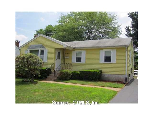 Exterior Front. Welcome Home to 152 Jefferson Lane