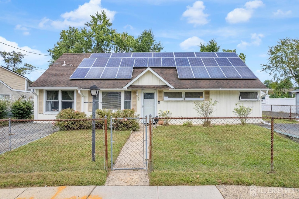 Under Contract $589,900 • Co-Listing Agent