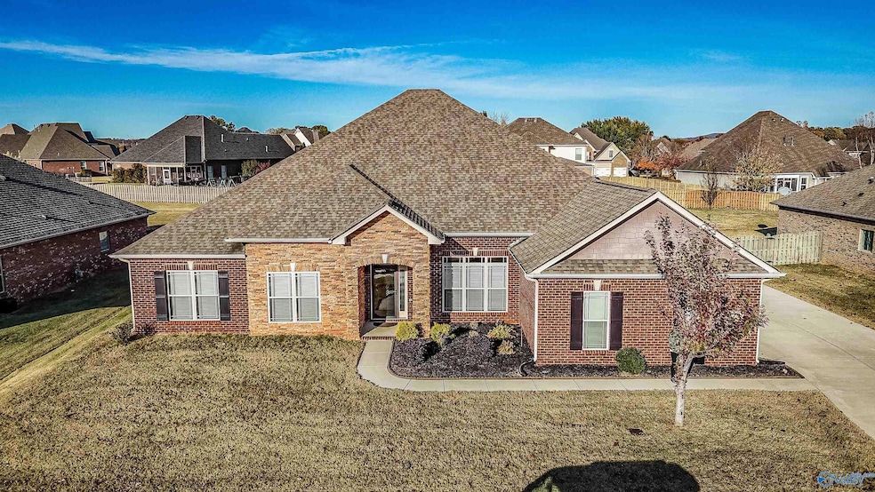 19 Regia Dr SW, Huntsville, AL 35824 - photo 1