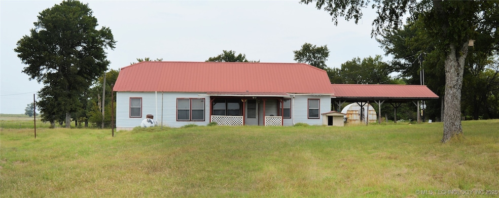 837 N 4250 Rd, Hugo, OK 74743 - photo 1