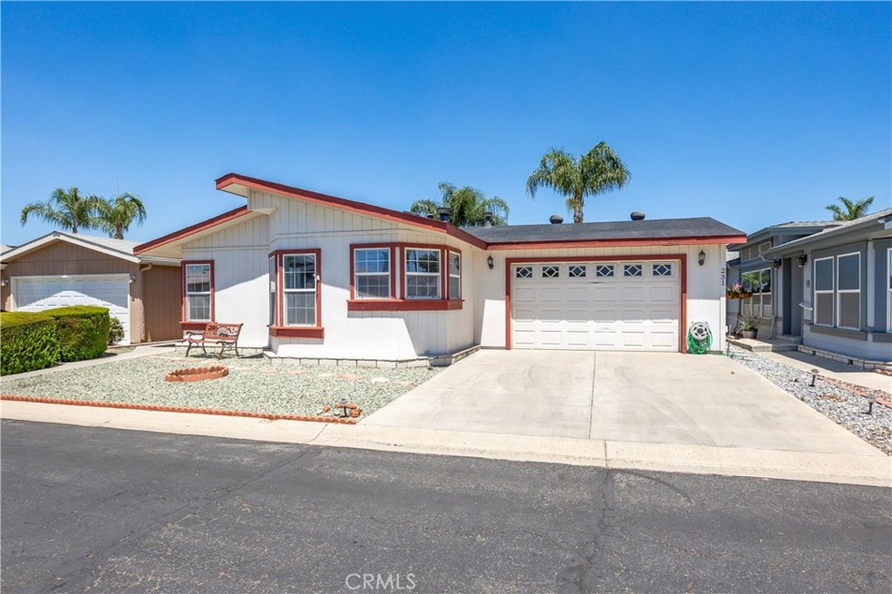 Pending $125,900 • Co-Listing Agent