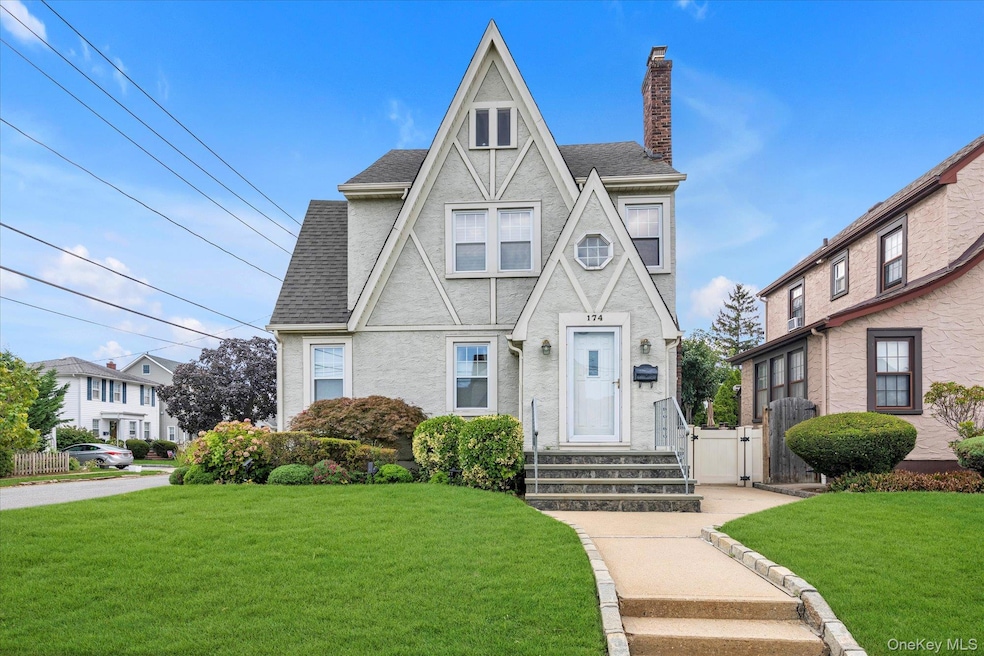 174 N Grove St, Valley Stream, NY 11580 - photo 1