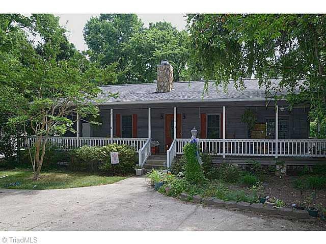 1813 Rocky Ln, Asheboro, NC 27205 - photo 1