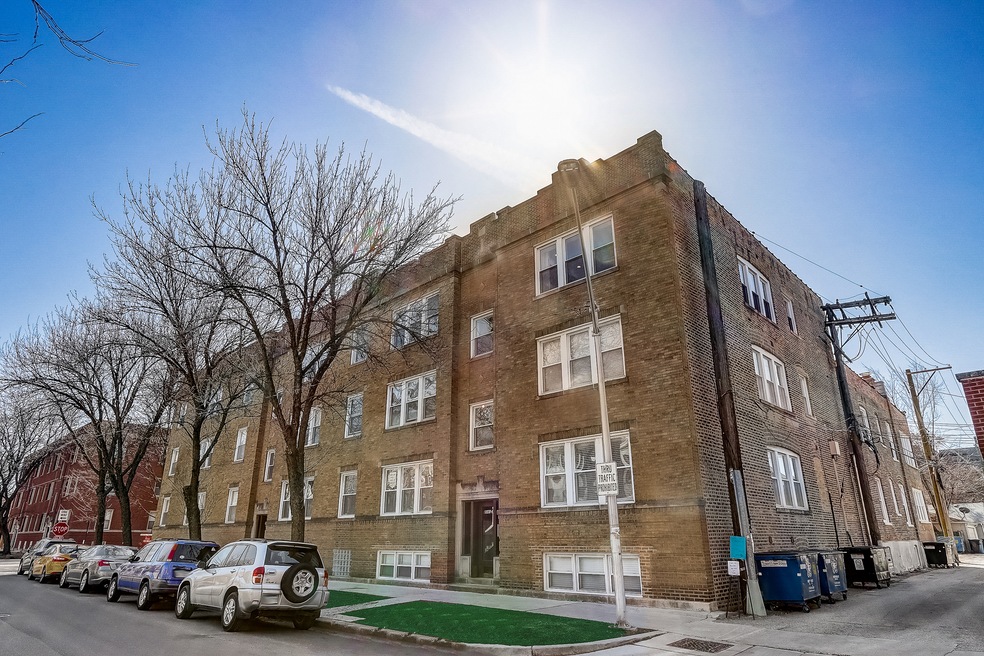 2243 W Ainslie St unit 22433W, Chicago, IL 60625 - photo 1