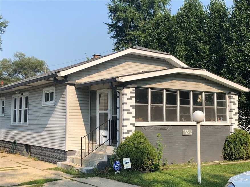 1522 N Bosart Ave, Indianapolis, IN 46201 - photo 1