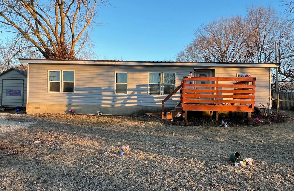 711 W Olive St, Bolivar, MO 65613 | MLS# 60260228 | Homes.com