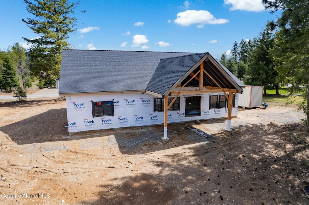 Covered Porch to Large Backyard