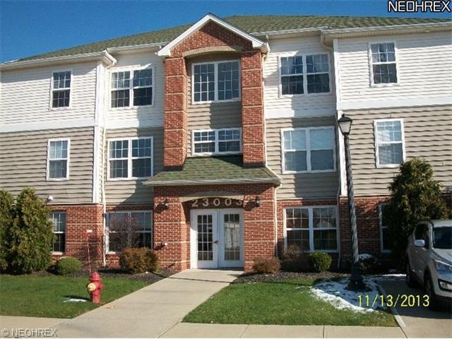 Front View Exterior Brick and Vinyl siding - profe
