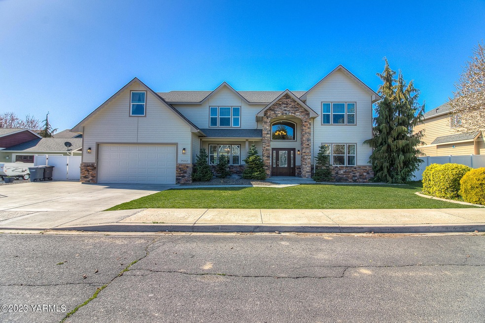 7502 Fremont Way