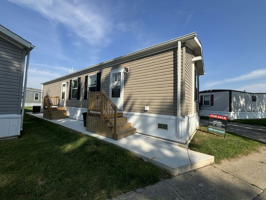 43301 W Morgan Ct unit 201, Harrison Township, MI 48045 - photo 1