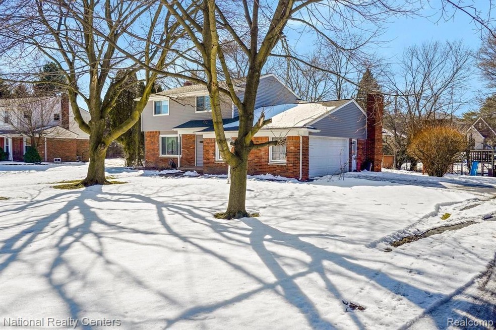 2-web-or-mls-2520 Coldspring Drive Bloomfield Twp0