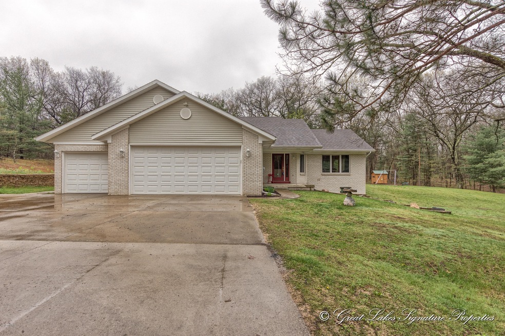 01 Front of Home