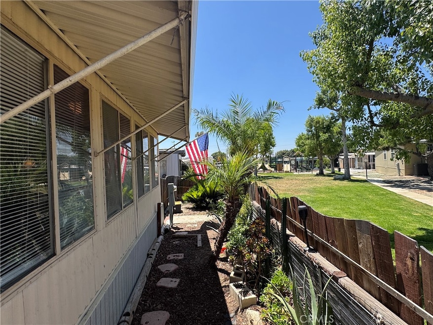 2755 Arrow Hwy unit 28, La Verne, CA 91750 - photo 1