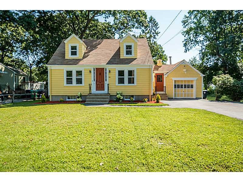 128 Haswill St, Warwick, RI 02889 - photo 1