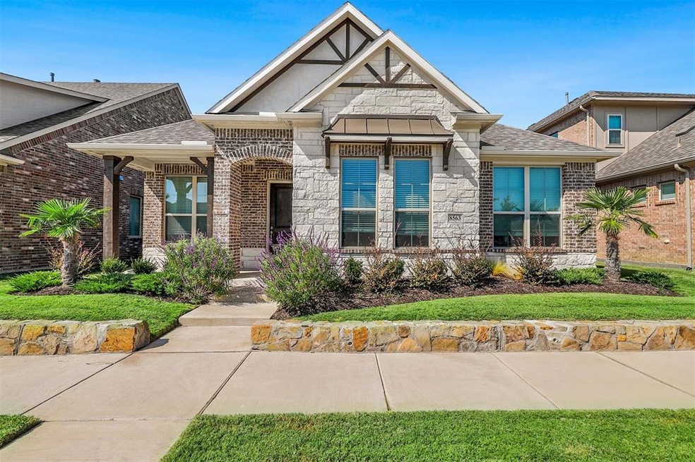 8563 Bronzegate Trail, Frisco, TX 75034 - photo 1