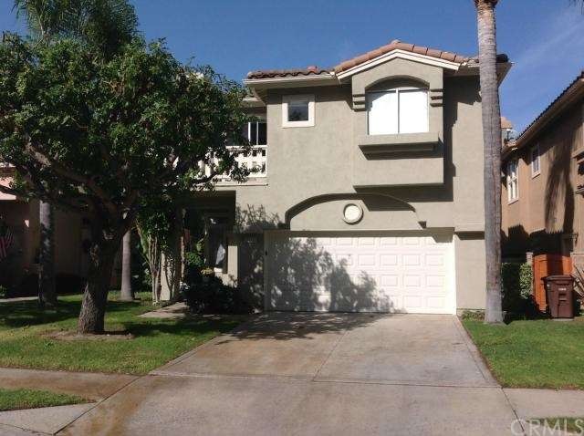 Recently trimmed trees (by the HOA) allow full vie