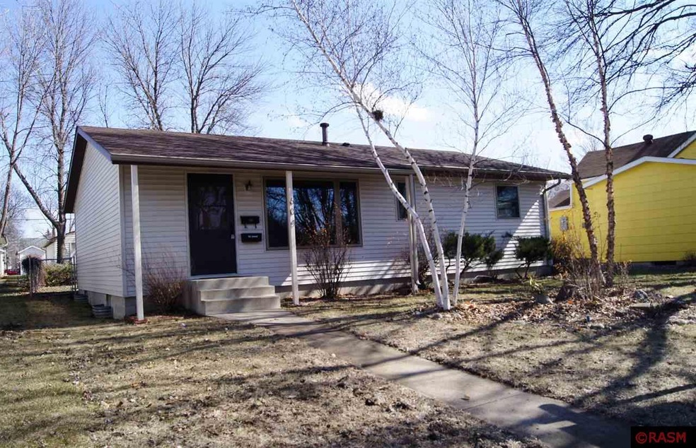 604 N Payne St, New Ulm, MN 56073 - photo 1