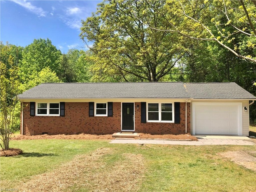 1806 Cleon St, Asheboro, NC 27205 - photo 1