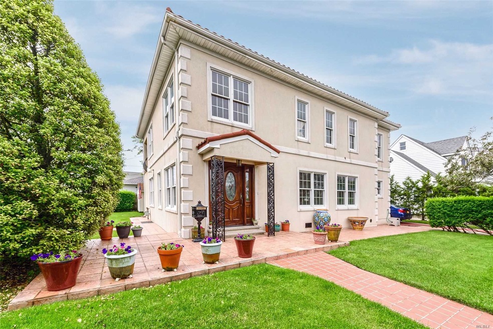 2061 Atlantic Blvd, Atlantic Beach, NY 11509 - photo 1