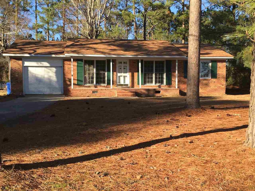 511 Lakewood Dr, Jacksonville, NC 28546 - photo 1