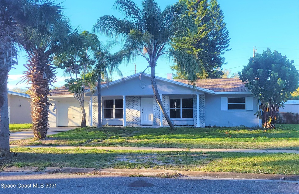 912 Macco Road