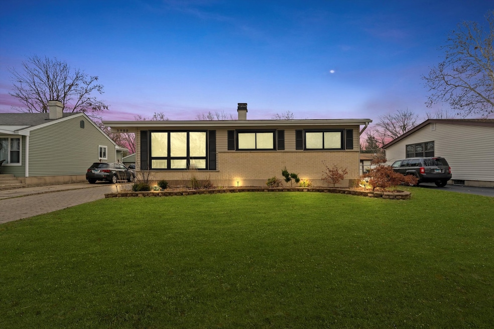 3900 Eagle Ln, Rolling Meadows, IL 60008 - photo 1