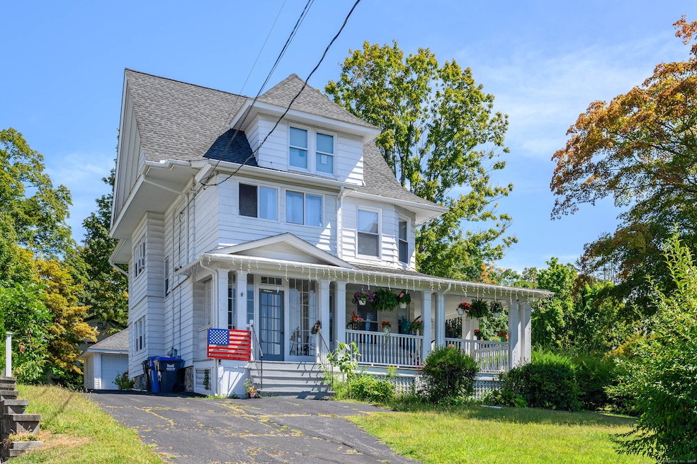 6368 Main St unit 1, Trumbull, CT 06611 - photo 1