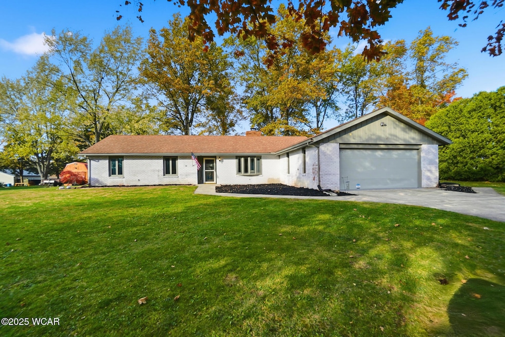 2517 Hall Dr, Lima, OH 45806 - photo 1