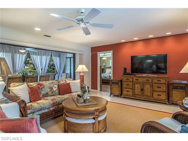 880 8th Ave S unit 301, Naples, FL 34102 - photo 1