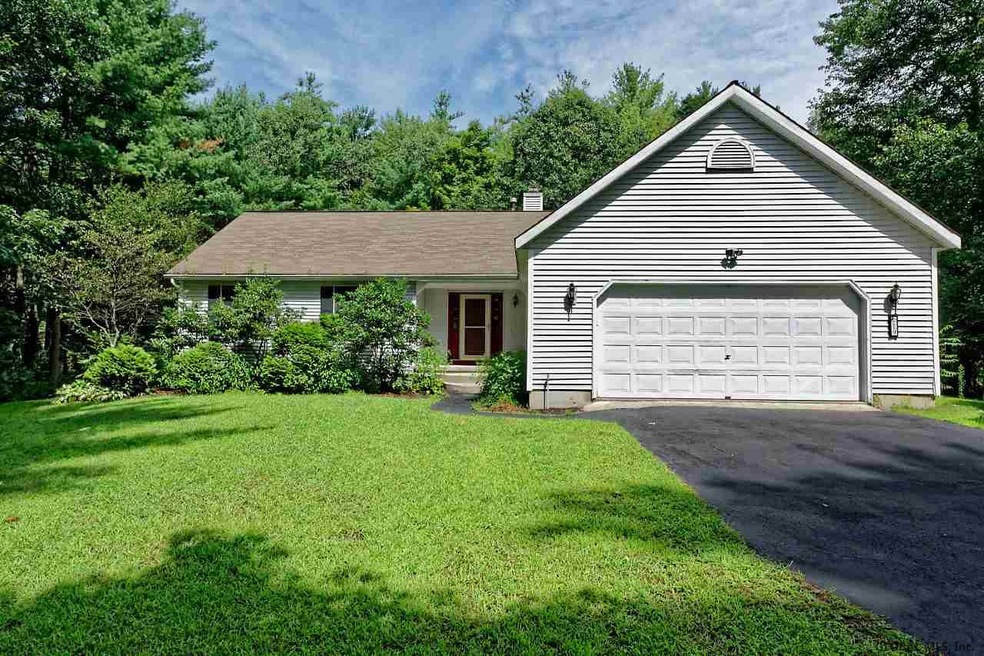 19 Timber Trace, Ballston Spa, NY 12020 - photo 1