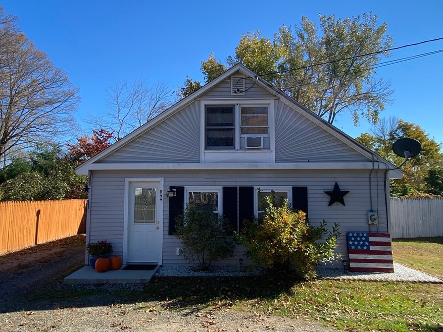 844 Center St, Ludlow, MA 01056 - photo 1